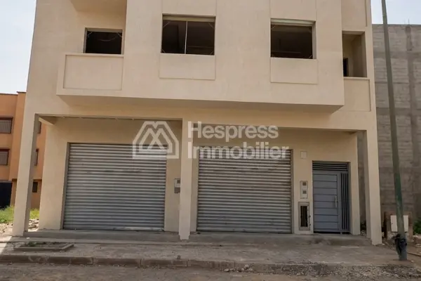 Immeuble Semi Fini À Vendre 110 M² Route d'Ourika fin Med