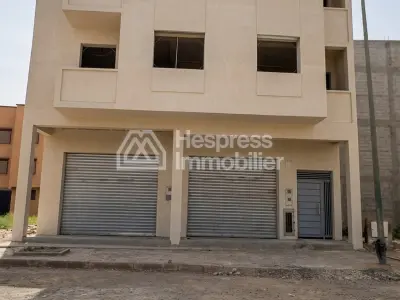 مبنى نصف مكتمل للبيع، مساحته 110 متر مربع، طريق أوريكا، نهاية البحر الأبيض المتوسط