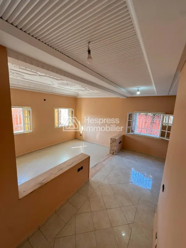 Villa à vendre 220 m² à Riad al Afaq