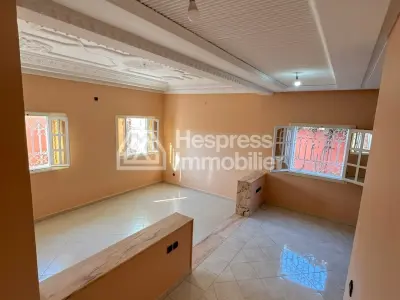 Villa à vendre 220 m² à Riad al Afaq