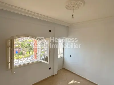 Villa à vendre 220 m² à Riad al Afaq