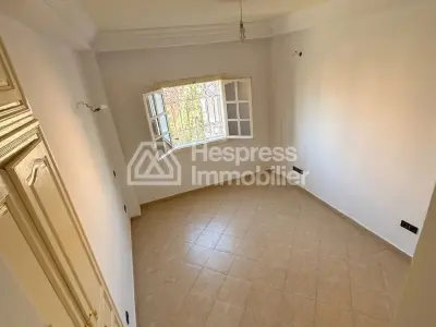 Villa à vendre 220 m² à Riad al Afaq