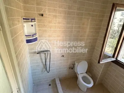 Villa à vendre 220 m² à Riad al Afaq
