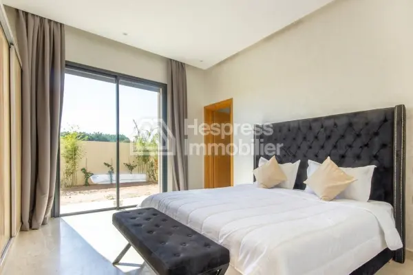 Furnished Villa for Sale 1500 m² Route de Ouarzazate