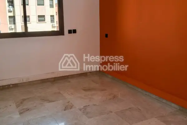 Appart commercial à vendre 78 m² IZDHAR kech