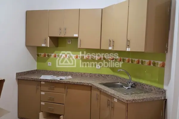 Appart commercial à vendre 78 m² IZDHAR kech
