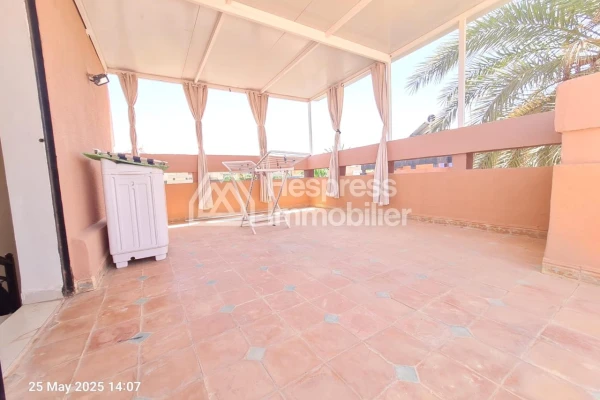 Villa for sale on the road to Casa 