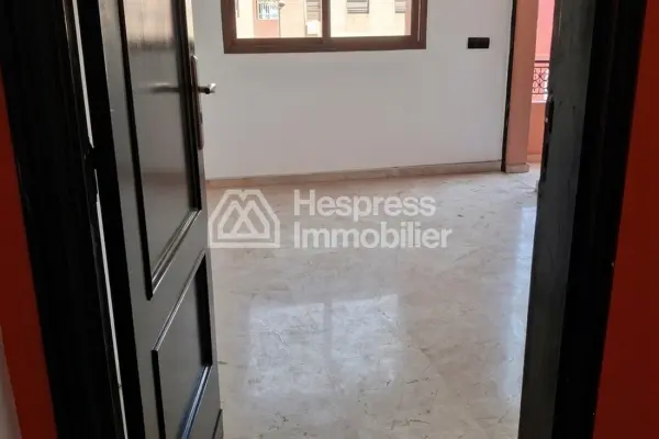 Appart commercial à vendre 78 m² IZDHAR kech