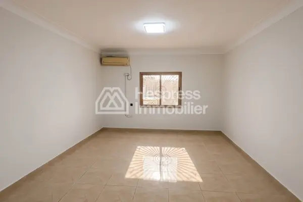 Appart À Vendre 138 M² Lksour