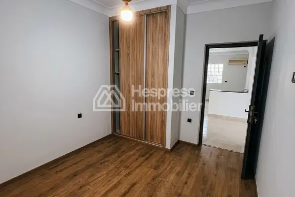 Appart À Vendre 138 M² Lksour