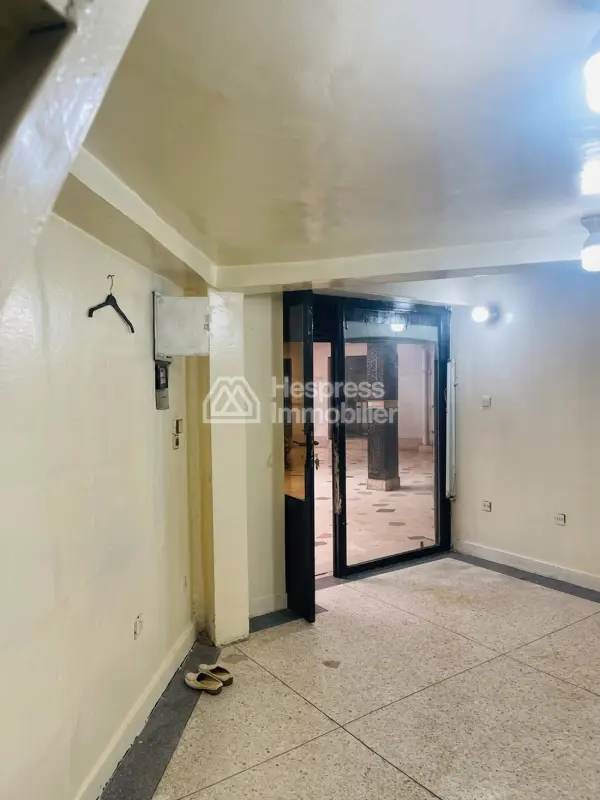 18 m² Shop for Sale in Sarout at Gueliz Marrakech