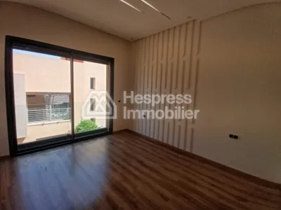Villa luxueuse et contemporaine a Noria Golf Marrakech 