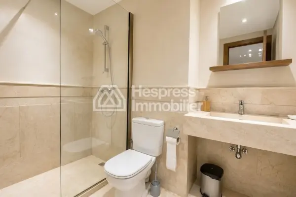 Newly furnished studio apartment of 50m² for long-term rental – Residence with swimming pool