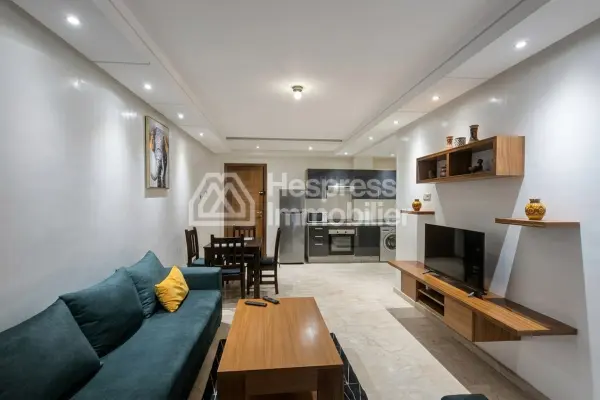 Newly furnished studio apartment of 50m² for long-term rental – Residence with swimming pool
