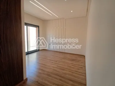 Villa luxueuse et contemporaine a Noria Golf Marrakech 