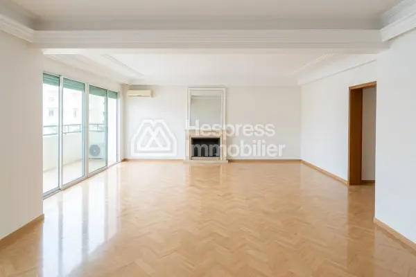 Location appartement vide 180 m² haut standing à Gauthier – Casablanca