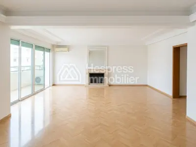 Location appartement vide 180 m² haut standing à Gauthier – Casablanca