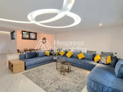 Appartement 2 chambres en Rez de Jardin de Villa à Louer – Résidence avec Piscine à Marrakech