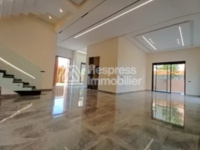 Villa luxueuse et contemporaine a Noria Golf Marrakech 