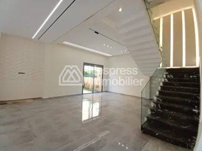 Villa luxueuse et contemporaine a Noria Golf Marrakech 