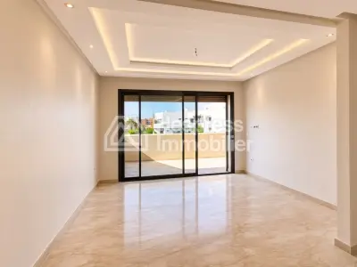 Appartement haut standing de 80 m² avec grande terrasse à louer – Ferme Bretonne, Casablanca