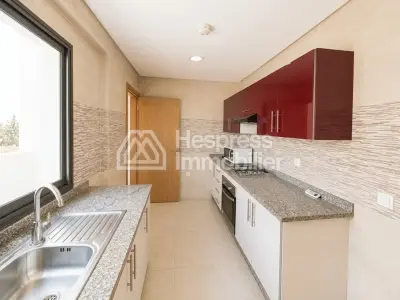 Appartement haut standing de 80 m² avec grande terrasse à louer – Ferme Bretonne, Casablanca