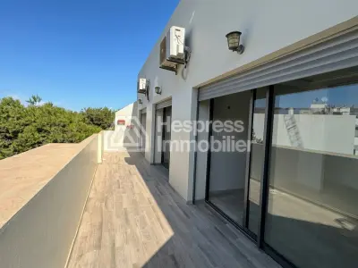 Appartement haut standing de 80 m² avec grande terrasse à louer – Ferme Bretonne, Casablanca