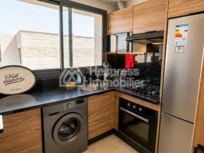 شقة فاخرة جديدة تمامًا ومفروشة بالكامل بمساحة 85 مترًا مربعًا للإيجار - منزل ريفي بريتوني، الدار البيضاء