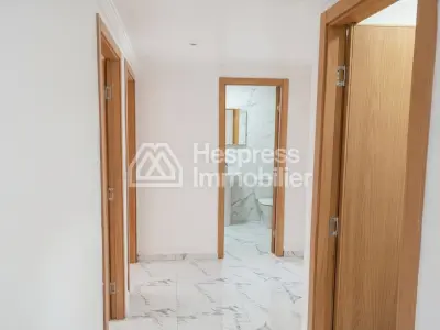 LOUER LONGUE DURÉE – Appartement 3 chambres de 108 m² aux Hôpitaux, Casablanca