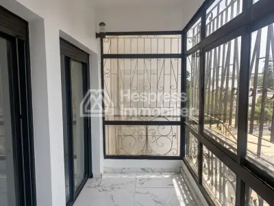 LOUER LONGUE DURÉE – Appartement 3 chambres de 108 m² aux Hôpitaux, Casablanca
