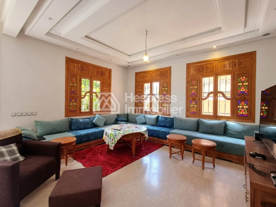 Villa Exceptionnelle à Vendre Marrakech – 380m², 6 Chambres, Puits et Finitions Haut de Gamme