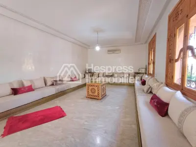 Villa Exceptionnelle à Vendre Marrakech – 380m², 6 Chambres, Puits et Finitions Haut de Gamme