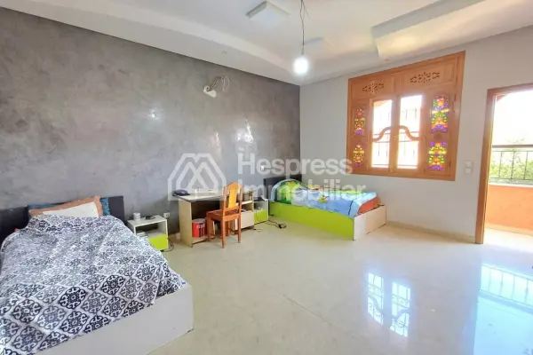 Villa Exceptionnelle à Vendre Marrakech – 380m², 6 Chambres, Puits et Finitions Haut de Gamme