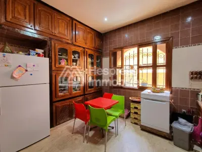 Villa Exceptionnelle à Vendre Marrakech – 380m², 6 Chambres, Puits et Finitions Haut de Gamme