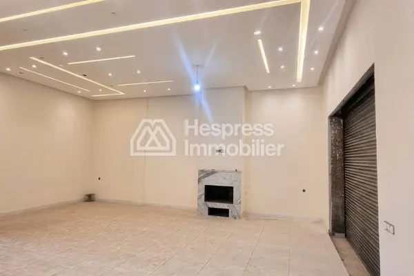 Acheter une villa moderne à Marrakech Agdal en finition cours de finition Sur l'avenue Mohamed 6 km 6