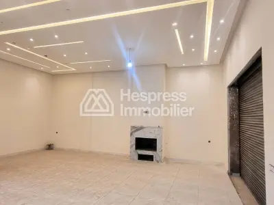 Acheter une villa moderne à Marrakech Agdal en finition cours de finition Sur l'avenue Mohamed 6 km 6