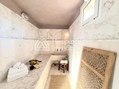 Exclusive opportunity: Modern villa for sale in Targa Marrakech