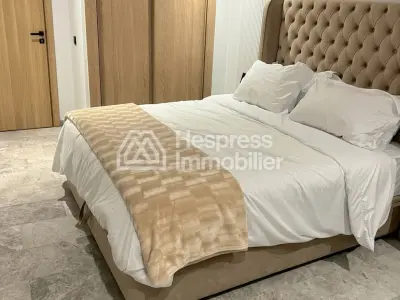 Studio neuf premium de 73 m² avec grande terrasse à louer – Quartier des Hôpitaux