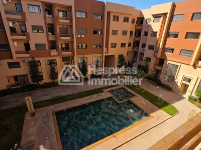 Charmant appartement vide à Semlalia