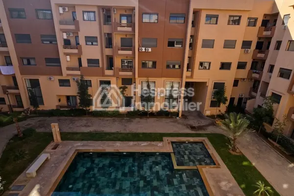 Charmant appartement vide à Semlalia