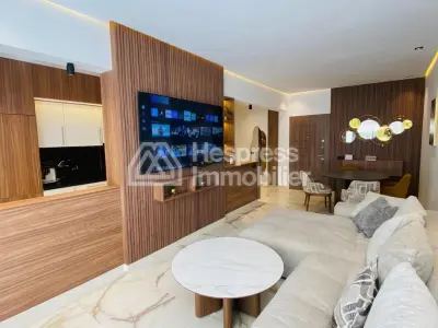 Appartement moderne avec piscine à vendre