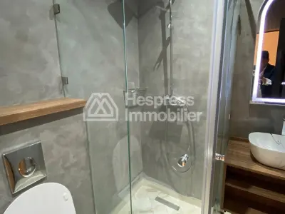 Appartement moderne avec piscine à vendre