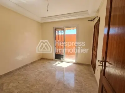 Appartement de 3 chambres avec grande terrasse