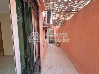Appartement de 3 chambres avec grande terrasse