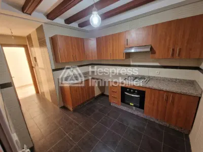 Appartement de 3 chambres avec grande terrasse