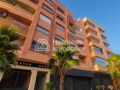 Appartement de 3 chambres avec grande terrasse