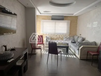Furnished apartment with 3 bedrooms and large terrace in Gueliz