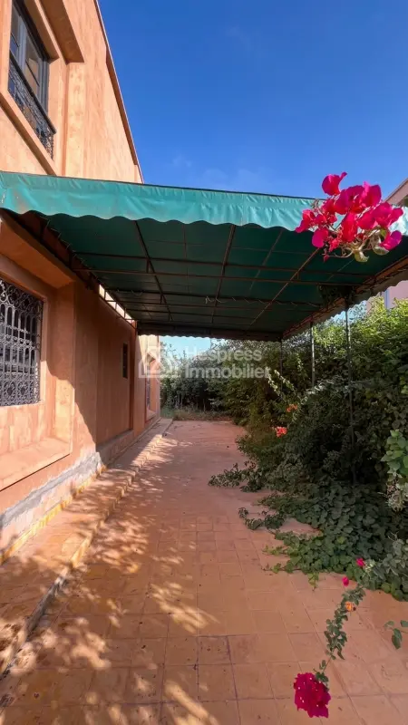 4 bedroom villa on Fez road