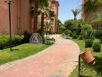 Apartment for sale on Route Casablanca. Total area 90 m². Parking and garden