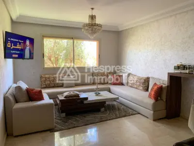 Apartment for sale on Route Casablanca. Total area 90 m². Parking and garden